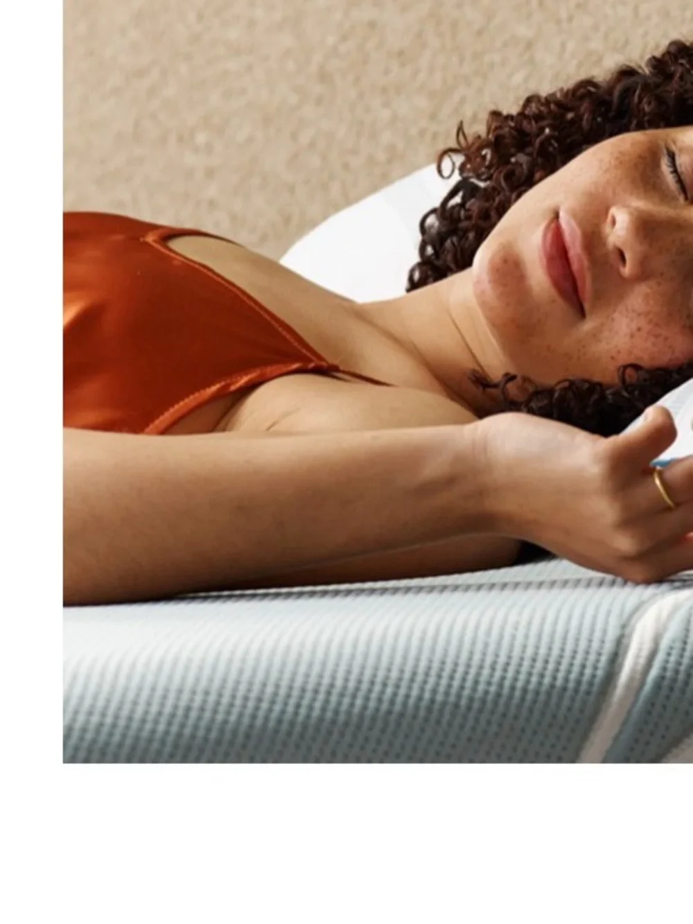 Tempur-Pedic tempur material™